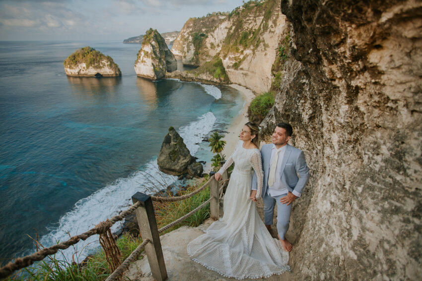 Ana & Robert Couple Traveler – Diamond Beach Nusa Penida
