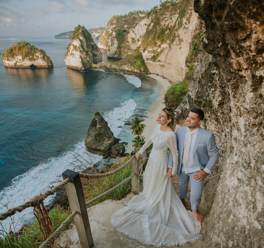 Ana & Robert Couple Traveler – Diamond Beach Nusa Penida